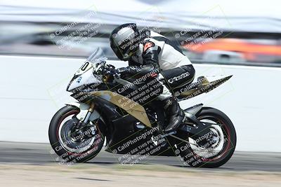 media/Apr-18-2025-CVMA Friday Practice (Fri) [[88baa45499]]/Racer 3/Session 4 Front Straight Speed Pans/